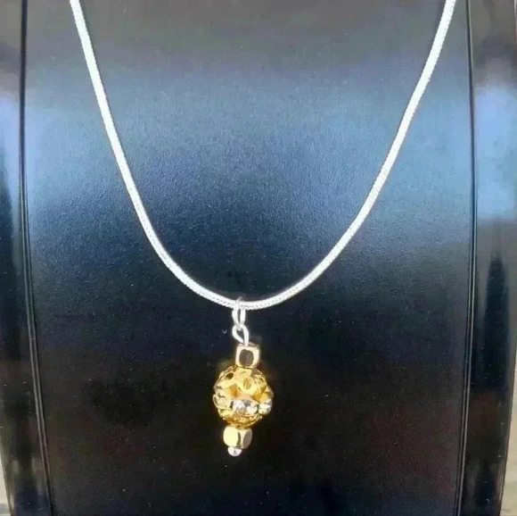Mom's Island Beads Jewelry - Handcrafted Rhinestone Charm Necklace